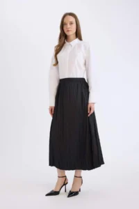 DeFacto A Cut Basic Plain Satin Maxi Skirt - Image 3