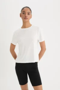 DeFacto Standard Fit Crew Neck Sports Basic Plain Short Sleeve T-Shirt - Image 6