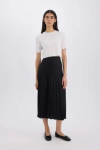 DeFacto A-Line High Waist Pleated Basic Plain Satin Maxi Skirt - Image 3