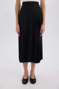 DeFacto A-Line High Waist Pleated Basic Plain Satin Maxi Skirt - Image 4