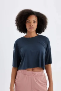 DeFacto Crop Crew Neck Sports Modal Short Sleeve T-Shirt - Image 4