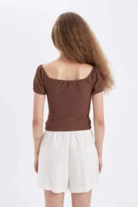 DeFacto Fitted Off Shoulder Wrinkled Short Sleeve T-Shirt - Image 8