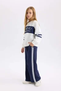 DeFacto Oversize Wide Fit Crew Neck Printed Sweatshirt Girl - Image 2