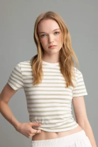 DeFacto Fitted Crew Neck Striped Short Sleeve T-Shirt - Image 3