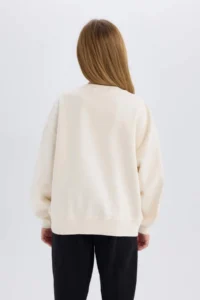 DeFacto Oversize Wide Fit Crew Neck Printed Sweatshirt Girl - Image 6
