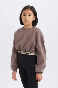 DeFacto Crop Crew Neck Printed Soft Fuzzy Sweatshirt Girl - Image 4