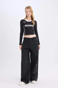 DeFacto Fitted Printed Long Sleeve T-Shirt - Image 2