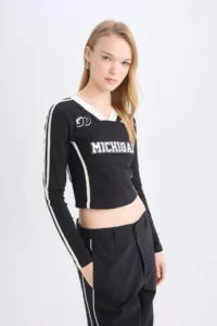 DeFacto Fitted Printed Long Sleeve T-Shirt - Image 3
