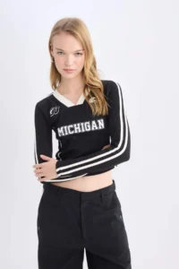 DeFacto Fitted Printed Long Sleeve T-Shirt - Image 4