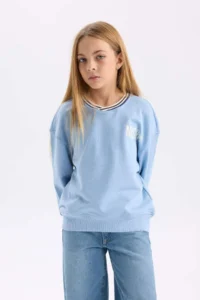 DeFacto Relax Fit V-Neck Printed Sweatshirt Girl - Image 3