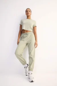 DeFacto Crop Crew Neck Basic Plain Athlete Short Sleeve T-Shirt - Image 2
