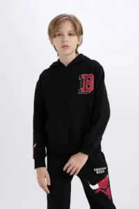 DeFacto NBA Wordmark Hooded Soft Lined Sweatshirt Boy - Image 4