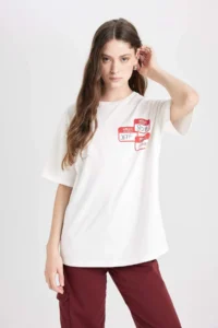 DeFacto Cool Beetlejuice Oversize Wide Fit Crew Neck Back Printed Short Sleeve T-Shirt - Image 4