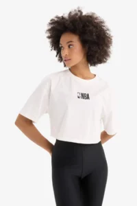 DeFacto 100% Cotton NBA Wordmark Oversize Embroidery Print Athlete T-Shirt - Image 3