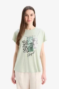 DeFacto Crew Neck Printed Bat Sleeve T-Shirt - Image 3