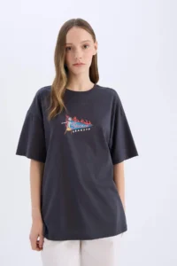 DeFacto 100% Cotton Rick and Morty Oversize Back Printed T-Shirt - Image 3