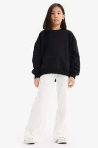DeFacto Oversize Wide Fit Crew Neck Back Printed Sweatshirt Girl - Image 2