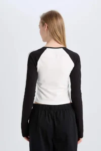 DeFacto Fitted Ribbed Camisole Long Sleeve T-Shirt - Image 5