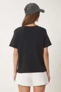 Happiness İstanbul Women Black Heart Embroidered Knitting T-Shirt - Image 6