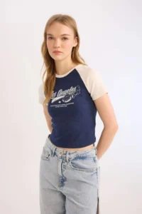DeFacto Fitted Crew Neck Printed Ribbed Camisole Short Sleeve T-Shirt - Image 4