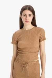DeFacto Slim Fit Crew Neck Wrapped Short Sleeve T-Shirt - Image 3