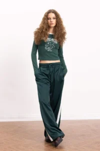 DeFacto Fitted Printed Crew Neck Ribbed Long Sleeve T-Shirt - Image 2