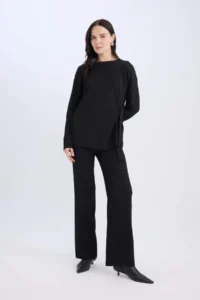 DeFacto Regular Fit Crew Neck Basic Plain Wrap Long Sleeve T-Shirt - Image 2