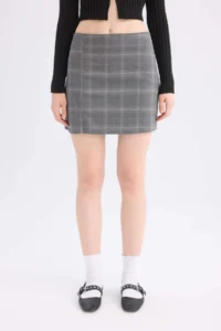 DeFacto Cool Printed High Waist Mini Skirt - Image 4