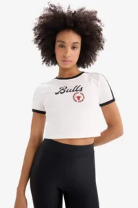 DeFacto NBA Chicago Bulls Slim Fit Slim Fit Crew Neck Athlete Ribbed Camisole Short Sleeve T-Shirt E2362AX - Image 3