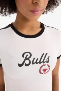 DeFacto NBA Chicago Bulls Slim Fit Slim Fit Crew Neck Athlete Ribbed Camisole Short Sleeve T-Shirt E2362AX - Image 8