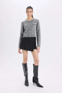 DeFacto Normal Waist Basic Plain Black Shorts Skirt - Image 3