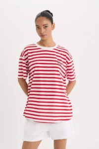 DeFacto Oversize Wide Fit Crew Neck Striped Athlete Short Sleeve T-Shirt - Image 4