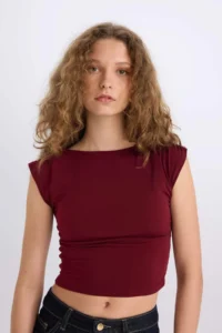 DeFacto Fitted Crew Neck Short Sleeve Claret Red T-Shirt - Image 6
