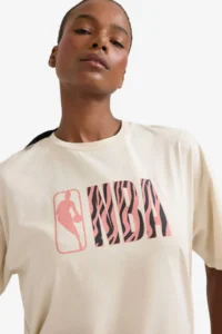DeFacto 100% Cotton NBA Wordmark Oversized T-Shirt - Image 4