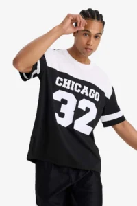 DeFacto Quick Drying Oversize Wide Fit Crew Neck Printed Athlete Short Sleeve T-Shirt - Image 4