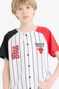DeFacto NBA Chicago Bulls V Neck Back Printed Short Sleeve T-Shirt Boy - Image 5