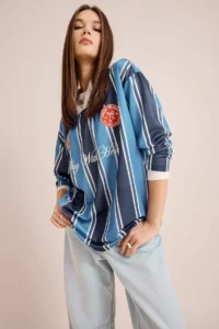 DeFacto Oversize Wide Fit Polo Neck Printed Jersey Fabric Long Sleeve T-Shirt - Image 3