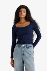 DeFacto Slim Fit Narrow Cut Round Neck Basic Plain Ribbed Camisole Long Sleeve T-Shirt - Image 3