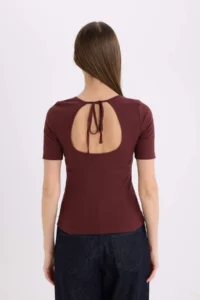 DeFacto Slim Fit Narrow Cut Crew Neck Basic Plain Ribbed Camisole Short Sleeve T-Shirt - Image 6