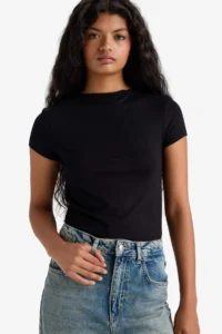 DeFacto Slim Fit Narrow Cut Half Turtleneck Soft Touch Short Sleeve Black T-Shirt - Image 4