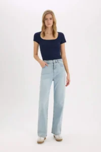 DeFacto Slim Fit Narrow Cut Round Neck Basic Plain Ribbed Camisole Short Sleeve Snap T-Shirt E6579ax25sp - Image 2