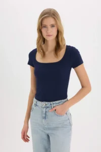 DeFacto Slim Fit Narrow Cut Round Neck Basic Plain Ribbed Camisole Short Sleeve Snap T-Shirt E6579ax25sp - Image 3