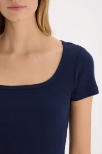 DeFacto Slim Fit Narrow Cut Round Neck Basic Plain Ribbed Camisole Short Sleeve Snap T-Shirt E6579ax25sp - Image 5