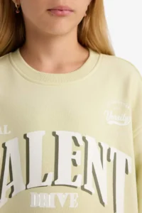 DeFacto Relax Fit Crew Neck Printed Sweatshirt Girls - Image 5