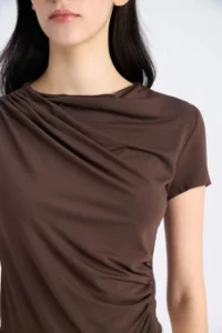 DeFacto Slim Fit Narrow Cut Boat Neck Soft Touch Short Sleeve T-Shirt - Image 5