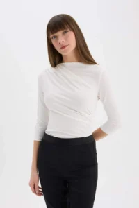 DeFacto Regular Fit Scoop Neck Basic Plain Crepe Half Sleeve T-Shirt - Image 7