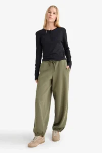 DeFacto Fitted Button Collar Ribbed Long Sleeve T-Shirt - Image 2