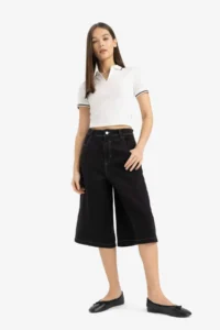 DeFacto Fitted Polo Neck Ribbed Camisole Short Sleeve T-Shirt - Image 2