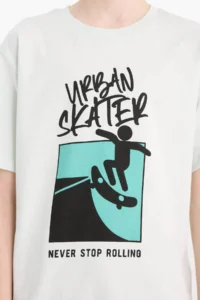 DeFacto Short Sleeve T-Shirt - Image 3