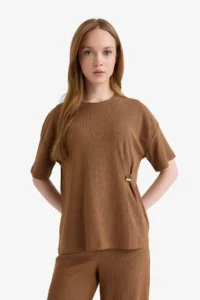 DeFacto Regular Fit Crew Neck Wrapped Short Sleeve T-Shirt - Image 4